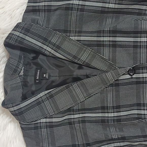Plaid Skirt outfit - Picture 4 of 8